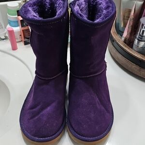 UGG Women's Purple Winter Boots Size 9